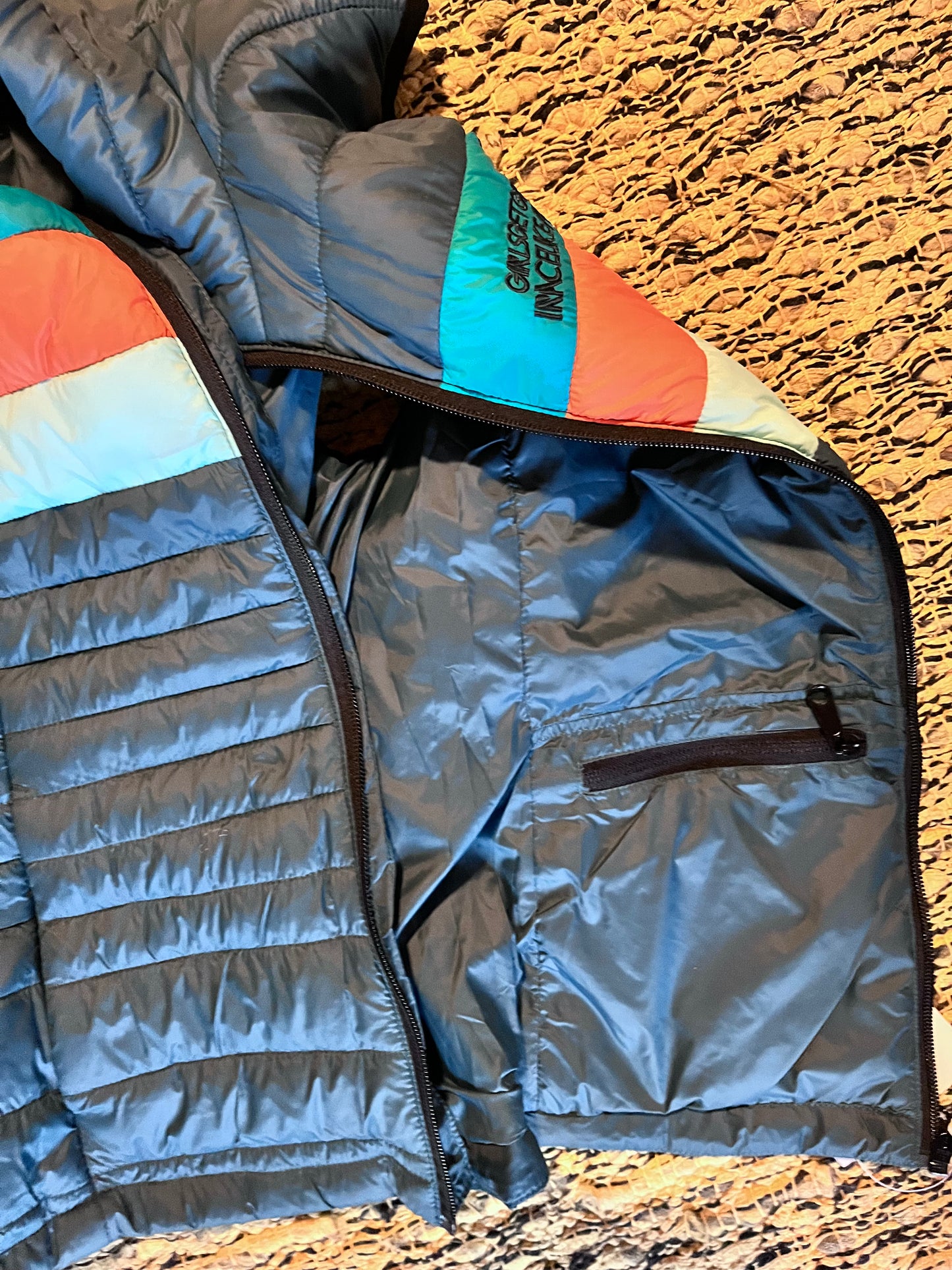 TEAM VEST - Cotopaxi style